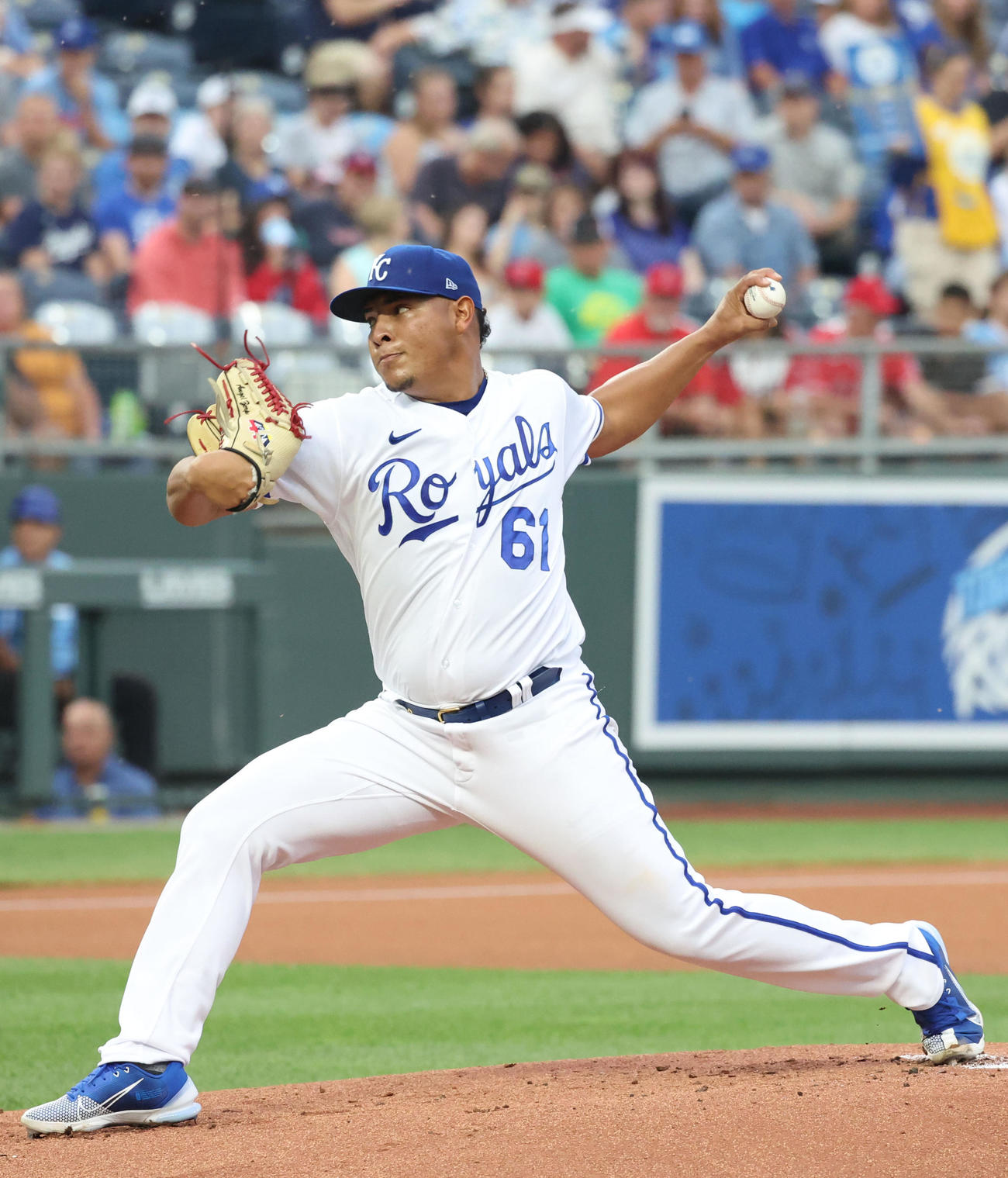 ロイヤルズ対エンゼルス　ロイヤルズ先発のゼルパ（撮影・狩俣裕三）