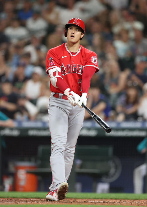 マリナーズ対エンゼルス 7回表エンゼルス2死、空振り三振に倒れる大谷(撮影・狩俣裕三)