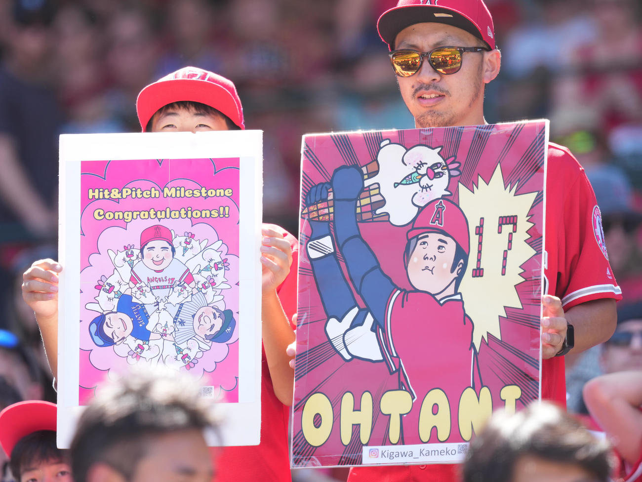 エンゼルス対ツインズ　7回、打席に入る大谷に声援を送るファン大谷（撮影・菅敏）
