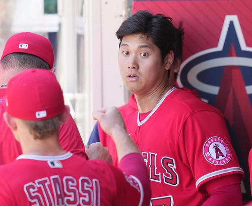 適時打 300得点で連勝貢献の大谷翔平 勢いつけ11勝目かけた本拠地凱旋マウンドに ｍｌｂ写真ニュース 日刊スポーツ