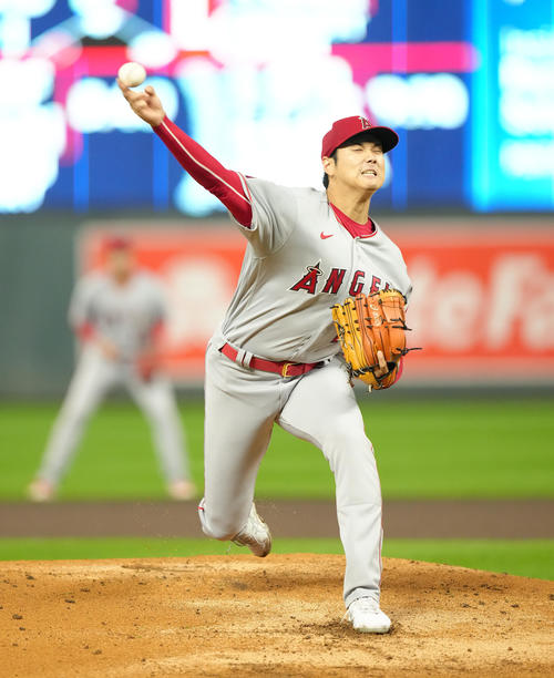 ツインズ対エンゼルス 先発し力投する大谷(撮影・菅敏)