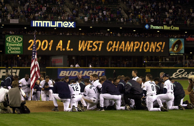 2001年、地区優勝を決めたマリナーズ