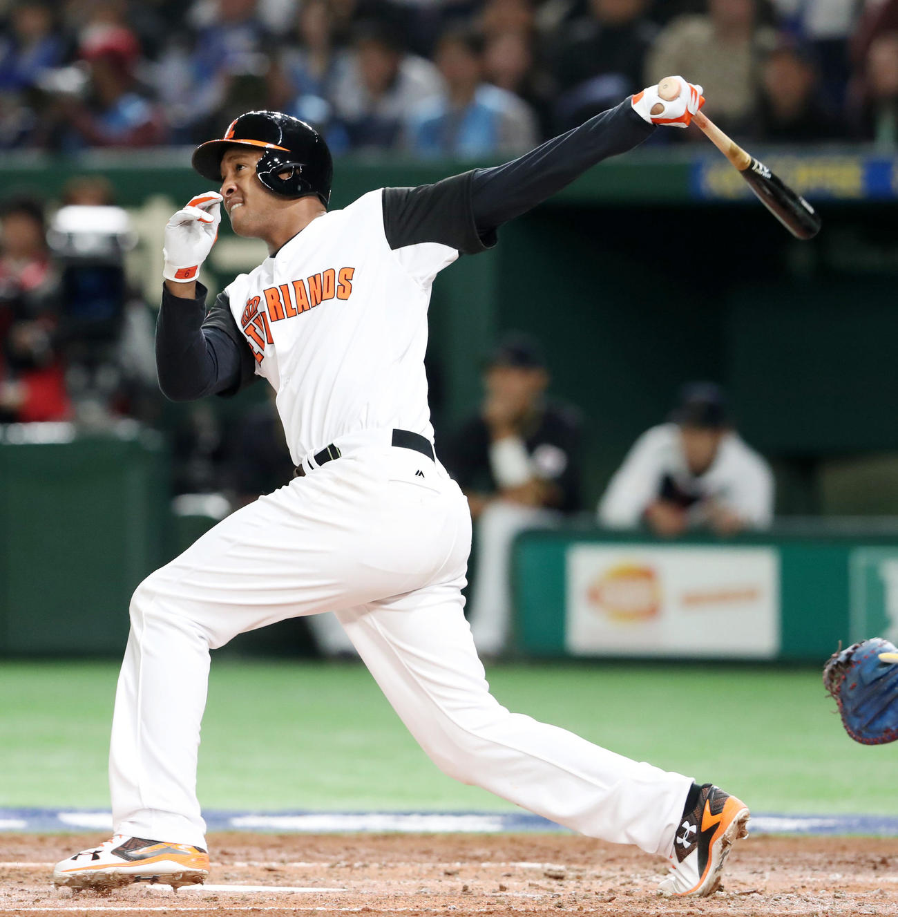 17年3月、WBC2次ラウンド　オランダ対日本　左越えソロ本塁打を放つスクープ