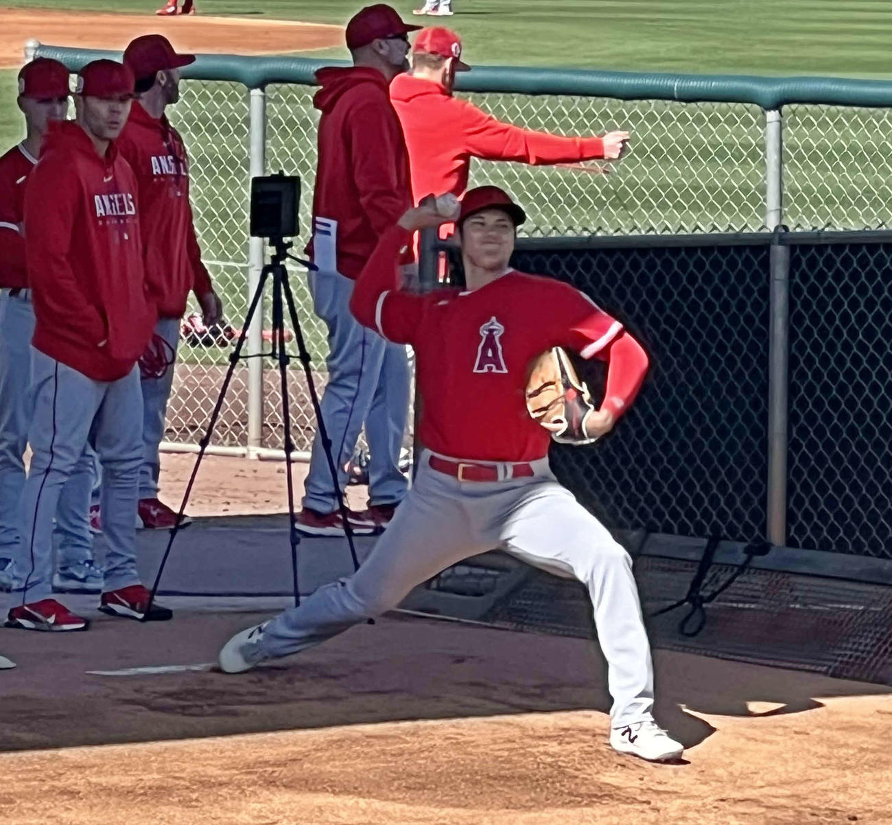 エンゼルス大谷は、キャンプ初日からブルペン入りし、順調な仕上がりを披露。