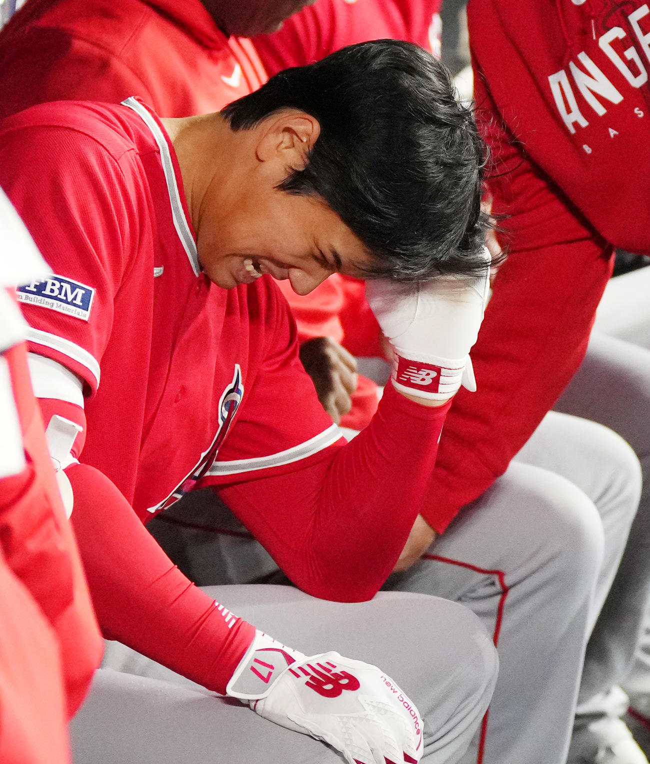 ドジャース対エンゼルス　6回表エンゼルス2死、右飛に倒れ、悔しそうな表情を見せる大谷（撮影・菅敏）