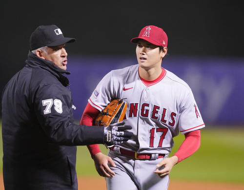 大谷翔平にハプニング「ピッチクロック」対応早すぎた？ 投球動作への