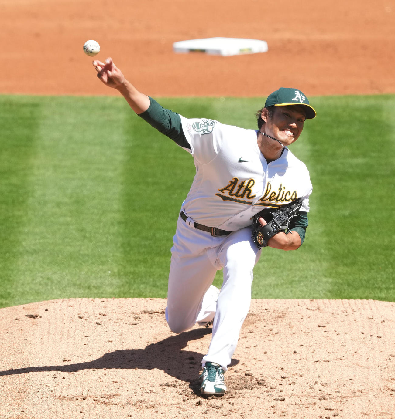 エンゼルス戦にメジャー初登板し、3回途中5安打8失点で初黒星を喫したアスレチックス藤浪（撮影・菅敏）