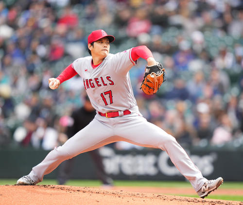 マリナーズ対エンゼルス　先発し力投するエンゼルス大谷（撮影・菅敏）
