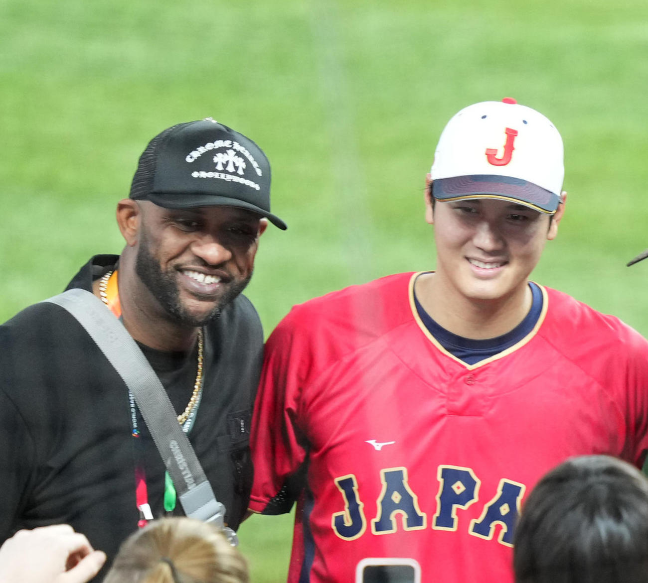 サバシア氏と大谷翔平（2023年3月20日撮影）