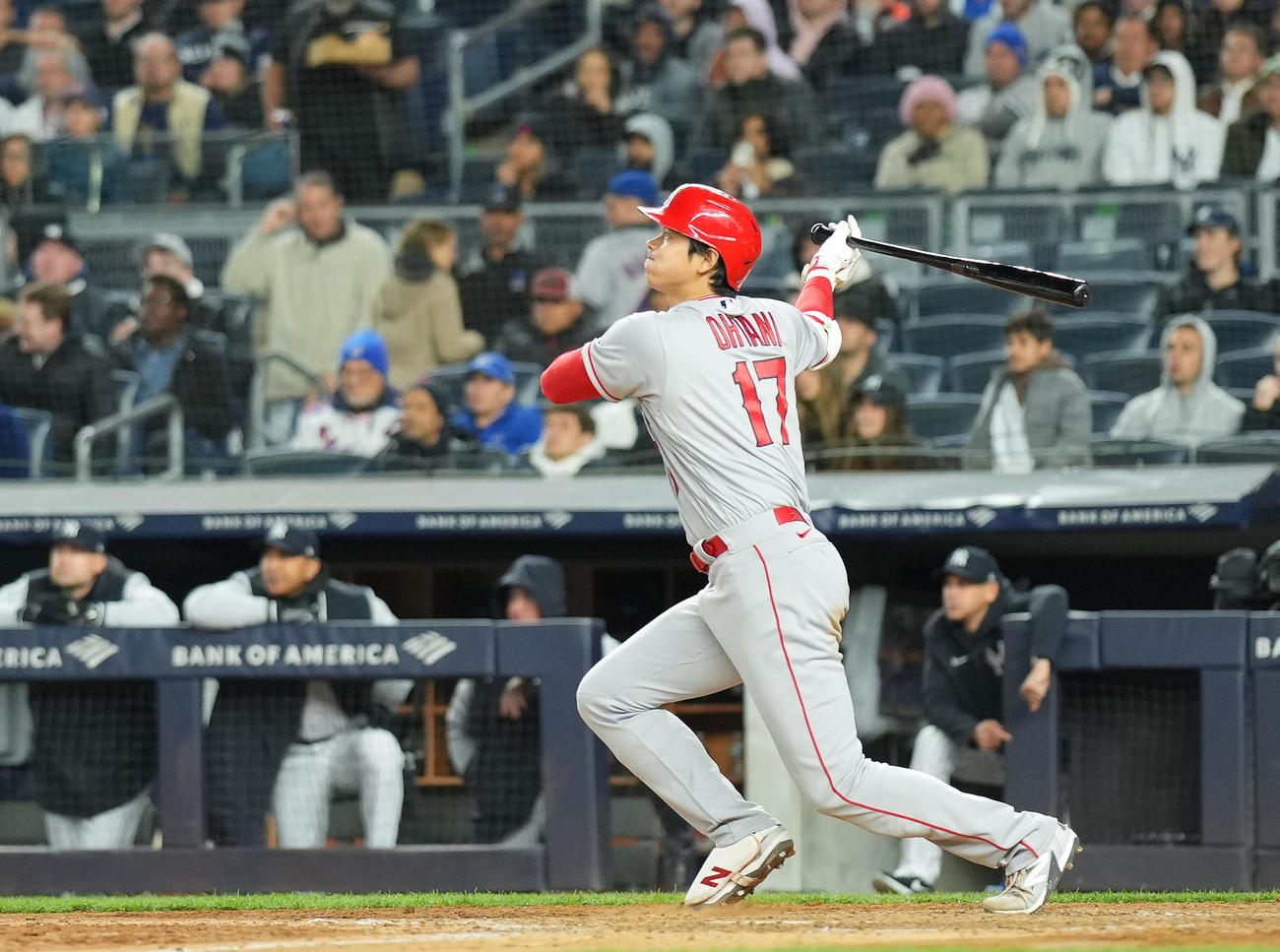 ヤンキース対エンゼルス　7回表エンゼルス1死一塁、右飛に倒れる大谷（撮影・菅敏）