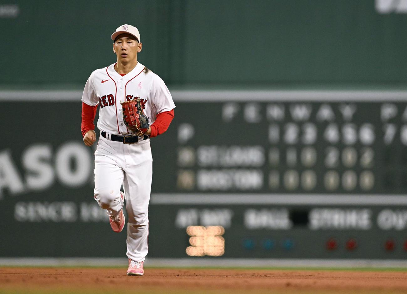 カージナルス戦に2番・左翼でフル出場したレッドソックス吉田（共同）