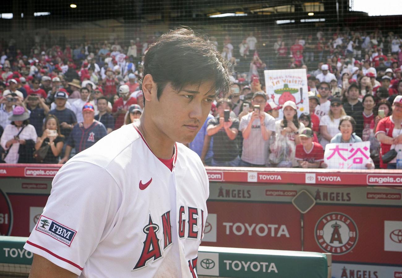 ツインズに勝利したエンゼルス・大谷翔平（共同）