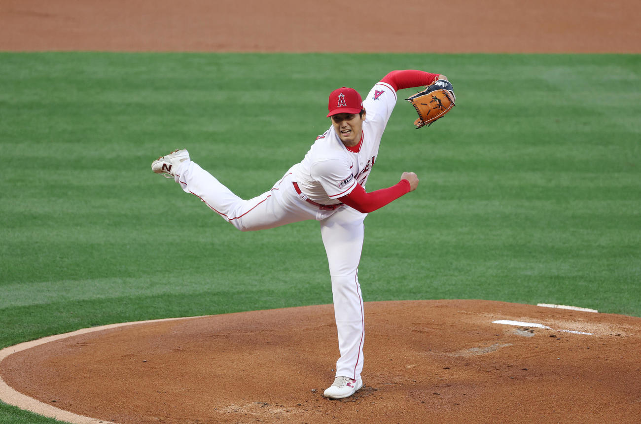 エンゼルス対マーリンズ　先発し力投するエンゼルス大谷（撮影・前田充）