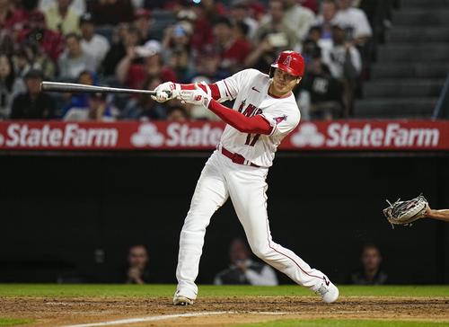 大谷翔平4出塁2発10Kは133年ぶり 月間35奪三振以上と2桁本塁打は