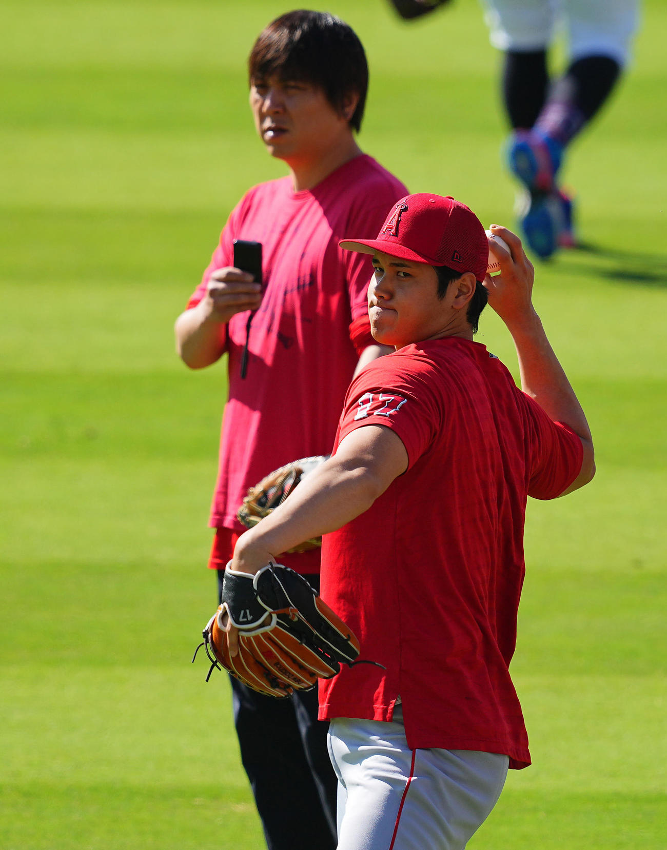ドジャース対エンゼルス　試合前、投球練習を行うエンゼルス大谷（撮影・垰建太）