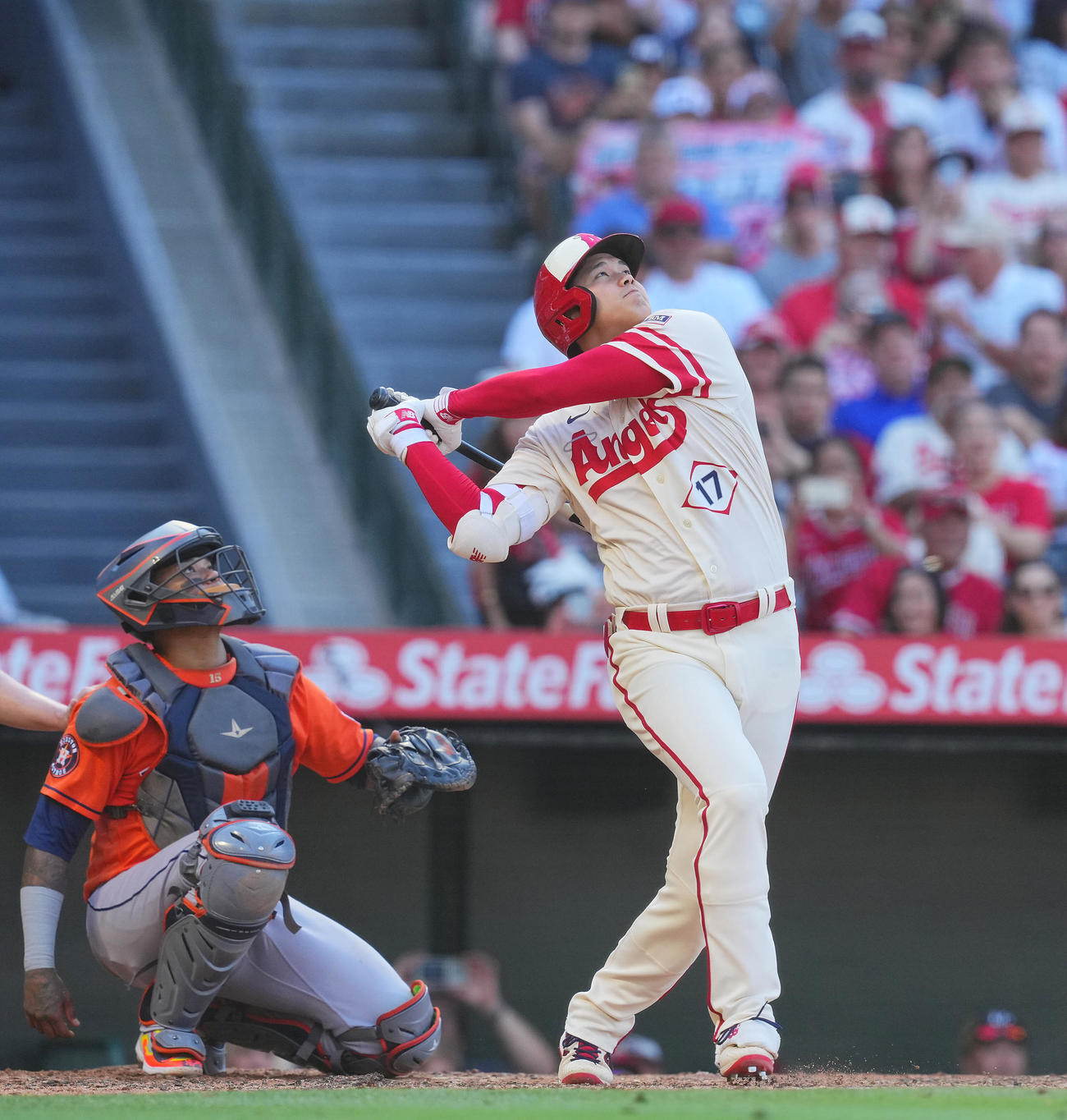 エンゼルス対アストロズ　5回裏エンゼルス1死、豪快なスイングも中飛に倒れる大谷（撮影・垰建太）