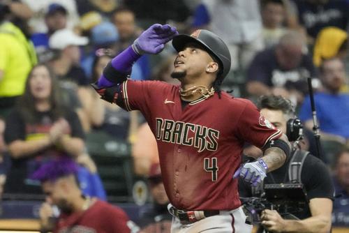 3回、同点ソロを放ったダイヤモンドバックスのマルテ(AP)
