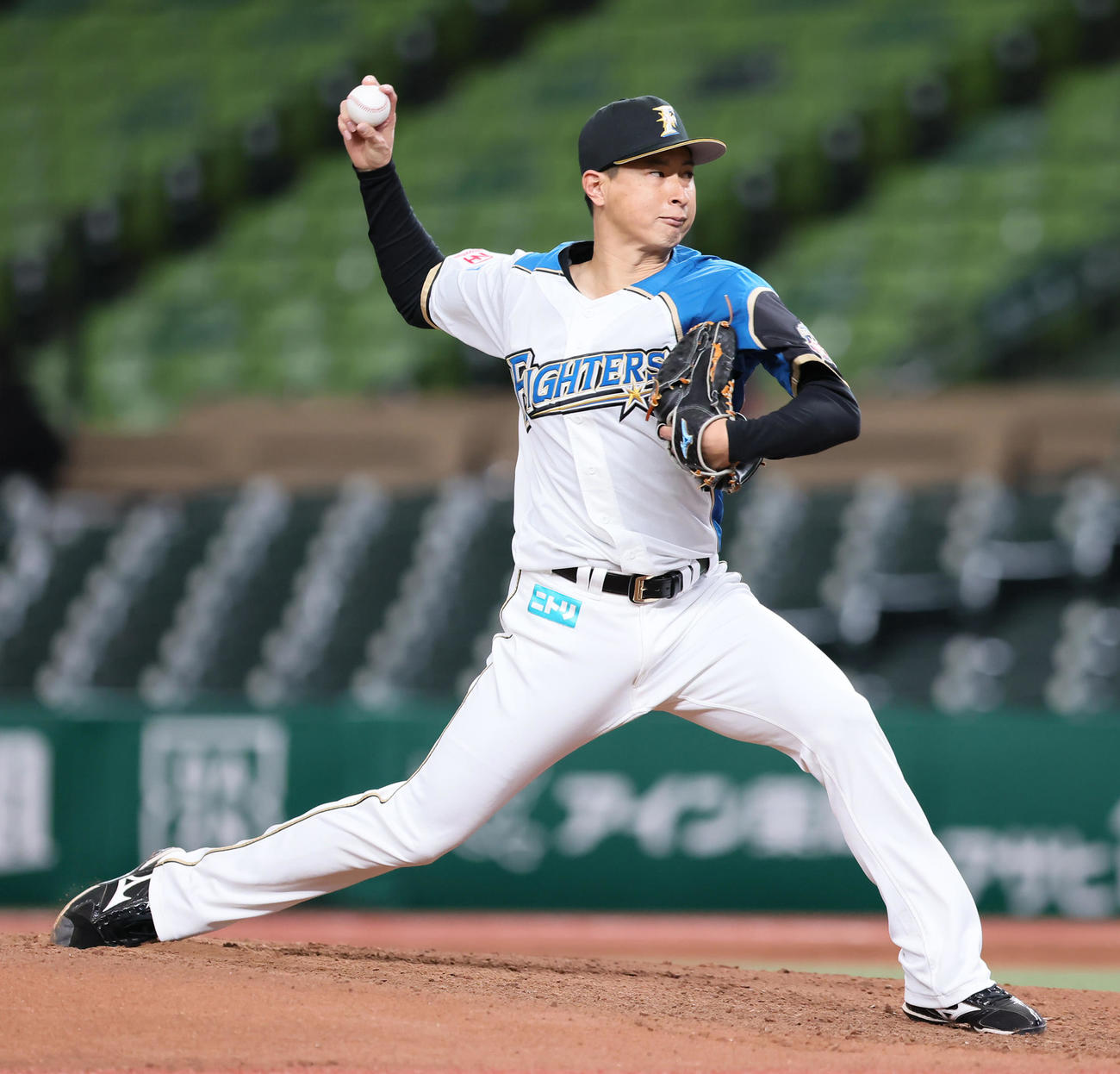 日本ハム時代の村田透（2021年12月8日撮影）