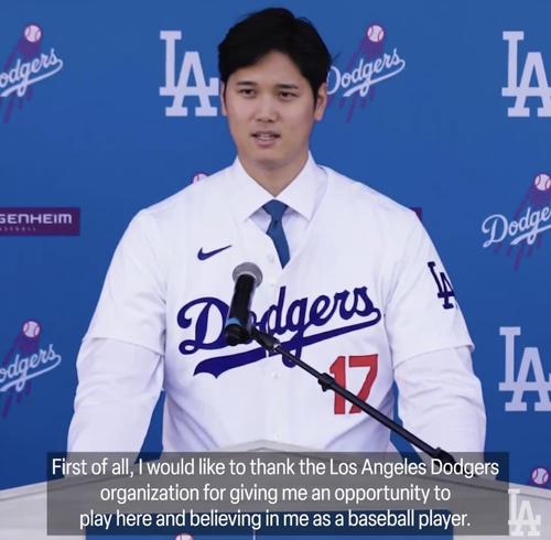 大谷翔平 公式写真　ファイターズハイライトフォト　エンゼルスドジャース　移籍会見 大谷翔平 公式写真 ファイターズハイライトフォト エンゼルス