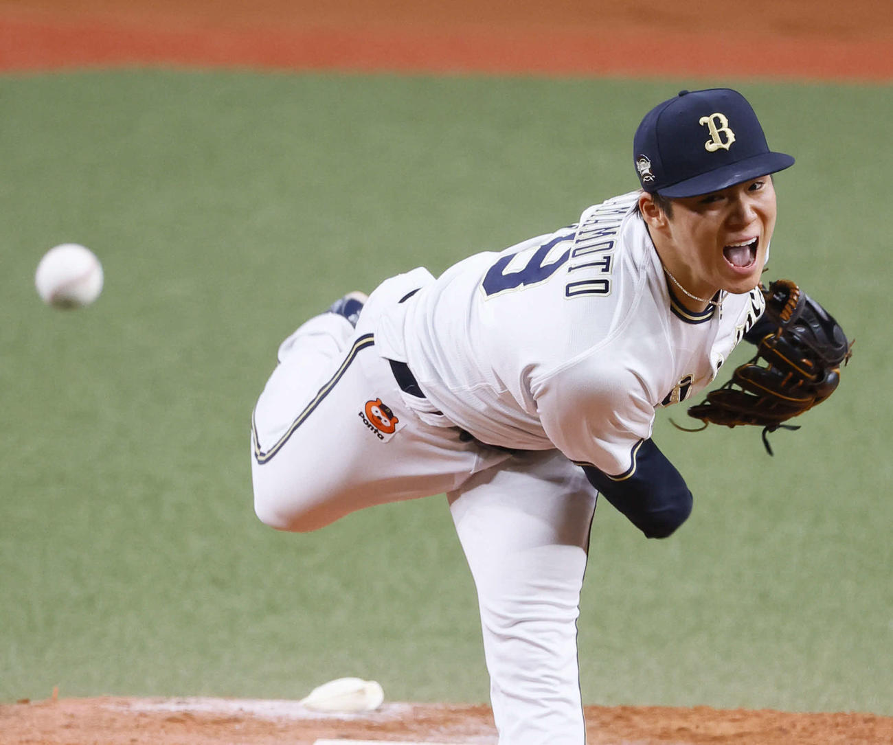 11月4日、阪神戦との日本シリーズで力投するオリックス山本