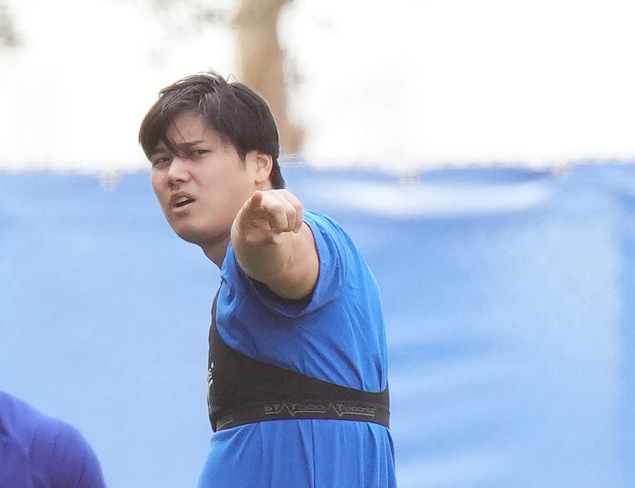 キャンプ地を訪れ、自主トレをするドジャース大谷（撮影・菅敏）