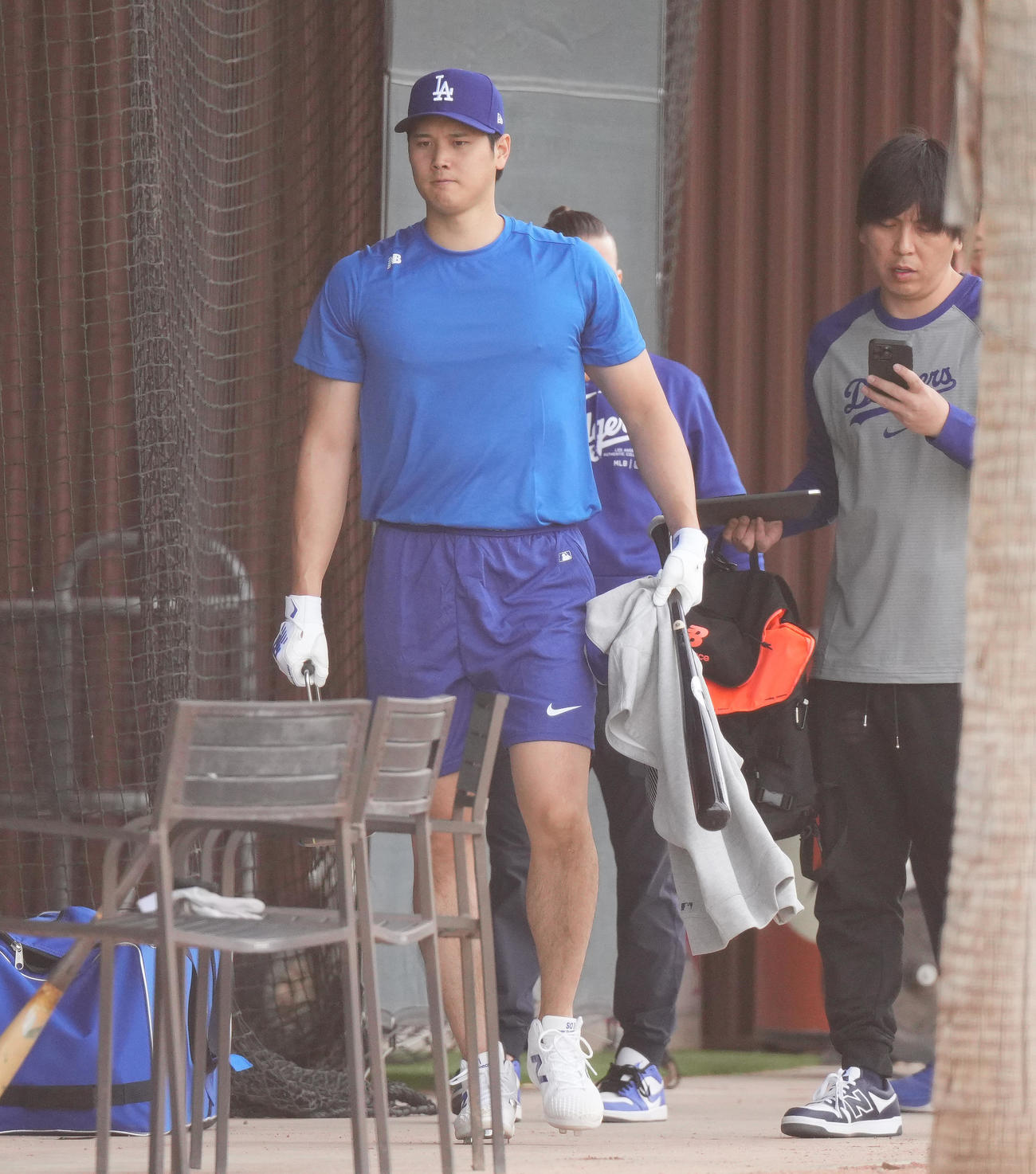 キャンプ地を訪れ、自主トレをするドジャース大谷（撮影・菅敏）
