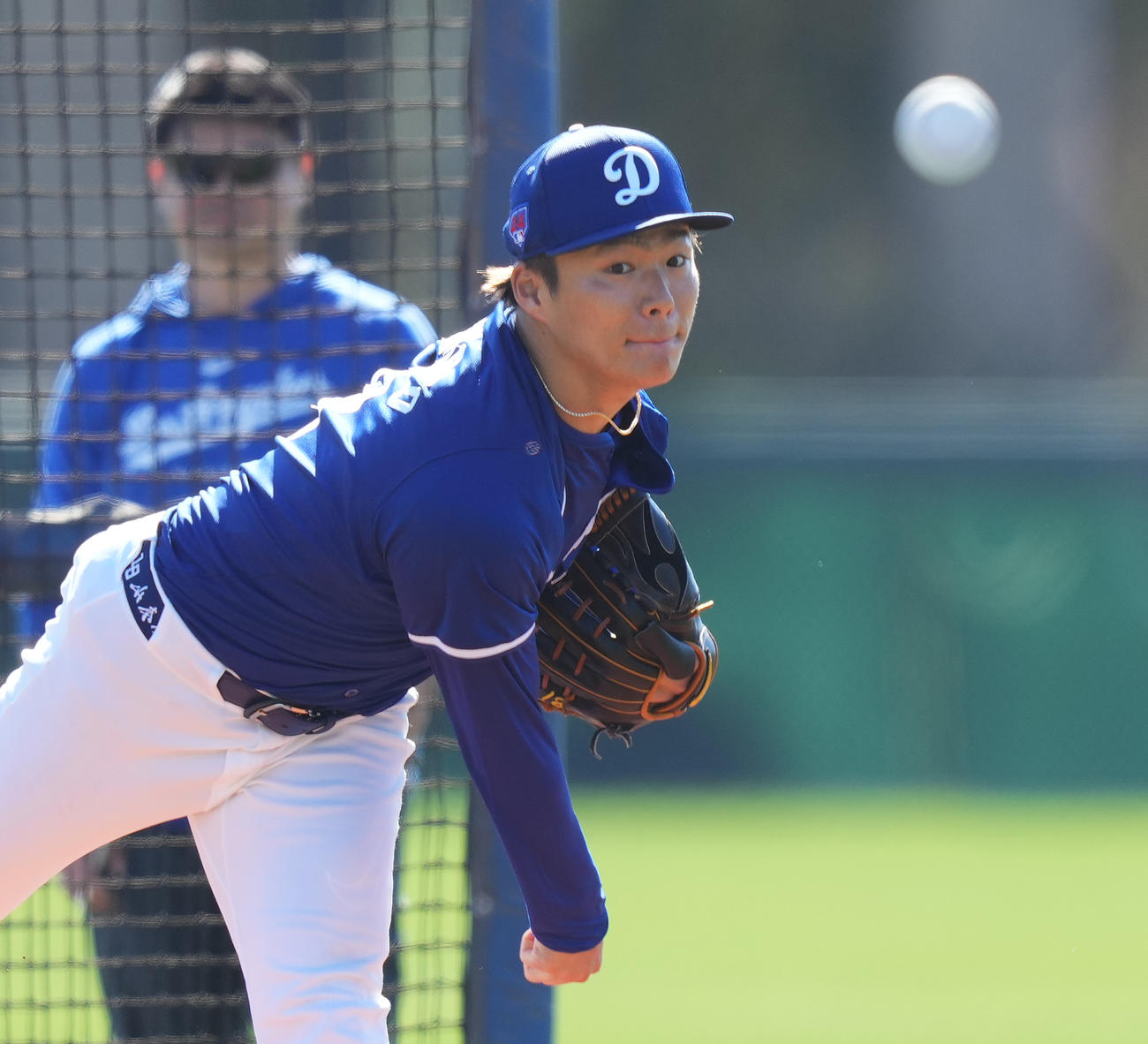 ライブＢＰに登板し、力投するドジャース山本（撮影・菅敏）