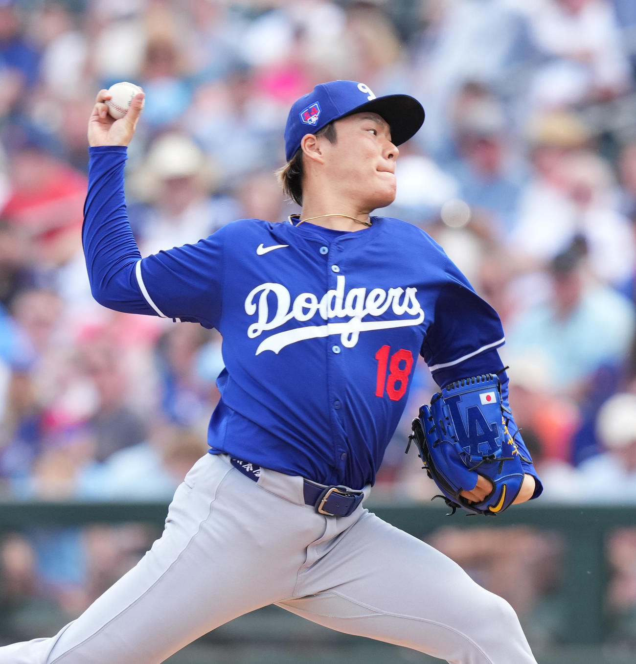 レンジャーズとのオープン戦に初登板し、力投するドジャース山本（撮影・菅敏）