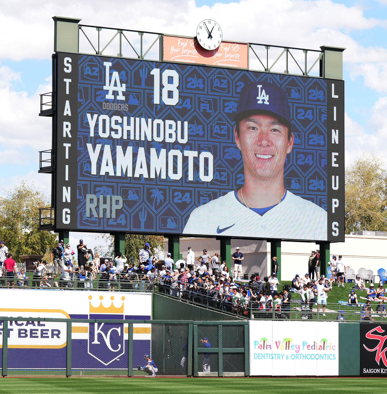 レンジャーズとのオープン戦に初登板初先発するドジャース山本（撮影・菅敏）
