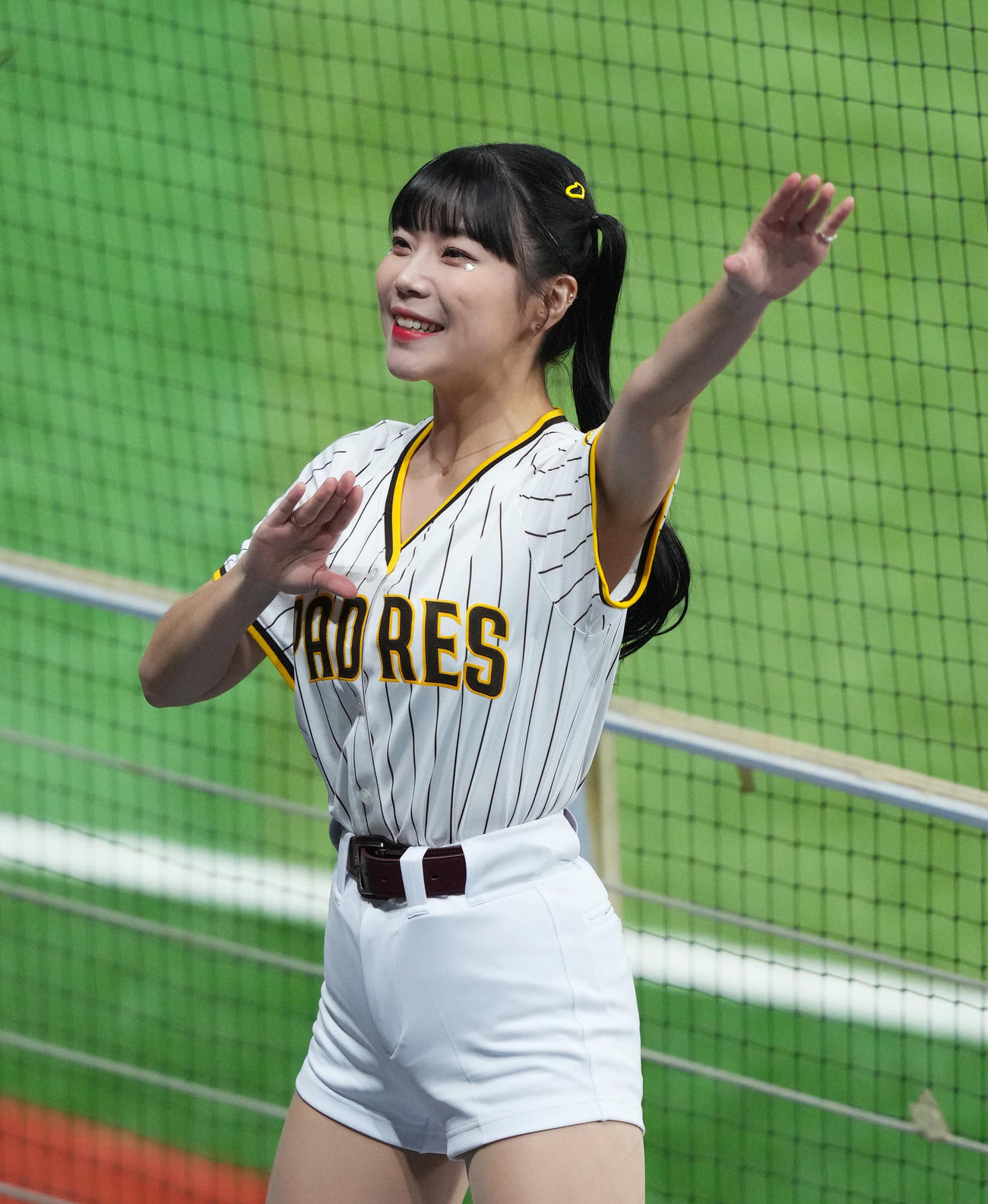 パドレス対韓国　スタンドを盛り上げるパドレスチア（撮影・菅敏）