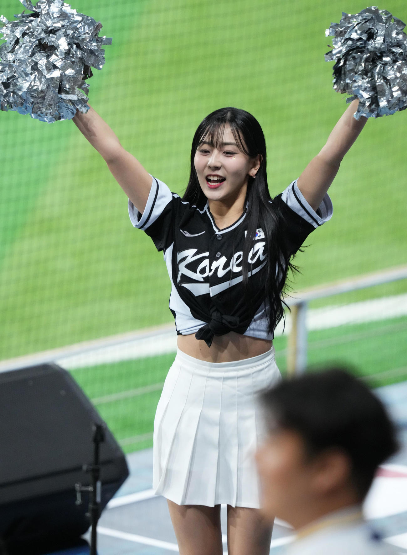 パドレス対韓国　スタンドを盛り上げる韓国チア（撮影・菅敏）