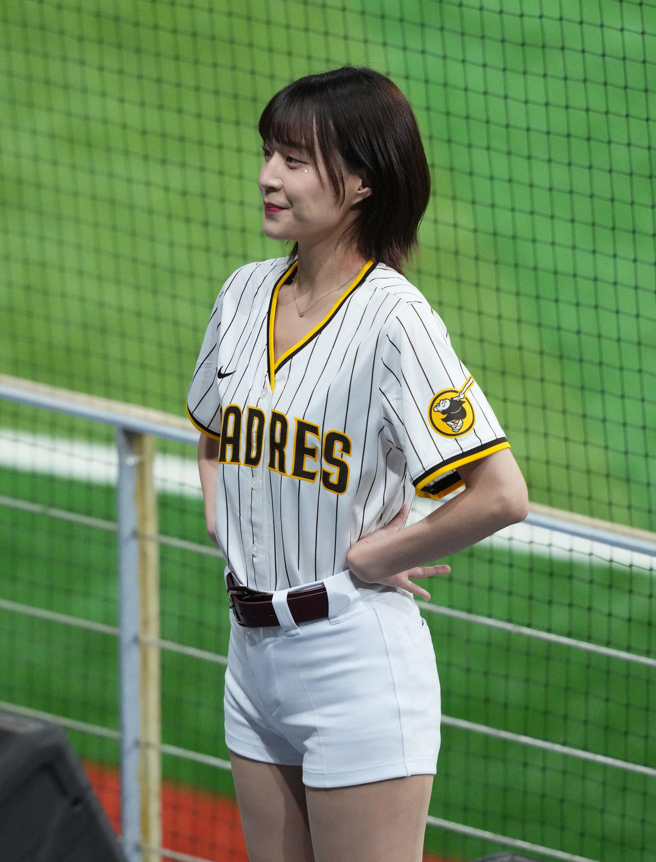 パドレス対韓国　スタンドを盛り上げるパドレスチア（撮影・菅敏）