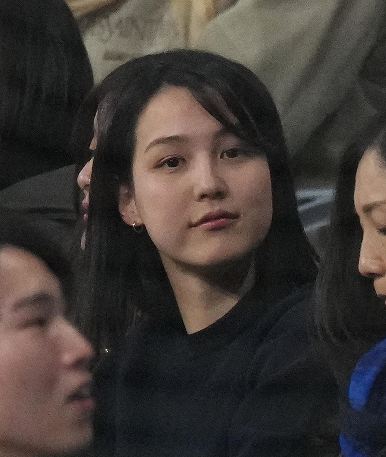ドジャース対韓国代表　スタンドから見守る真美子夫人（撮影・菅敏）