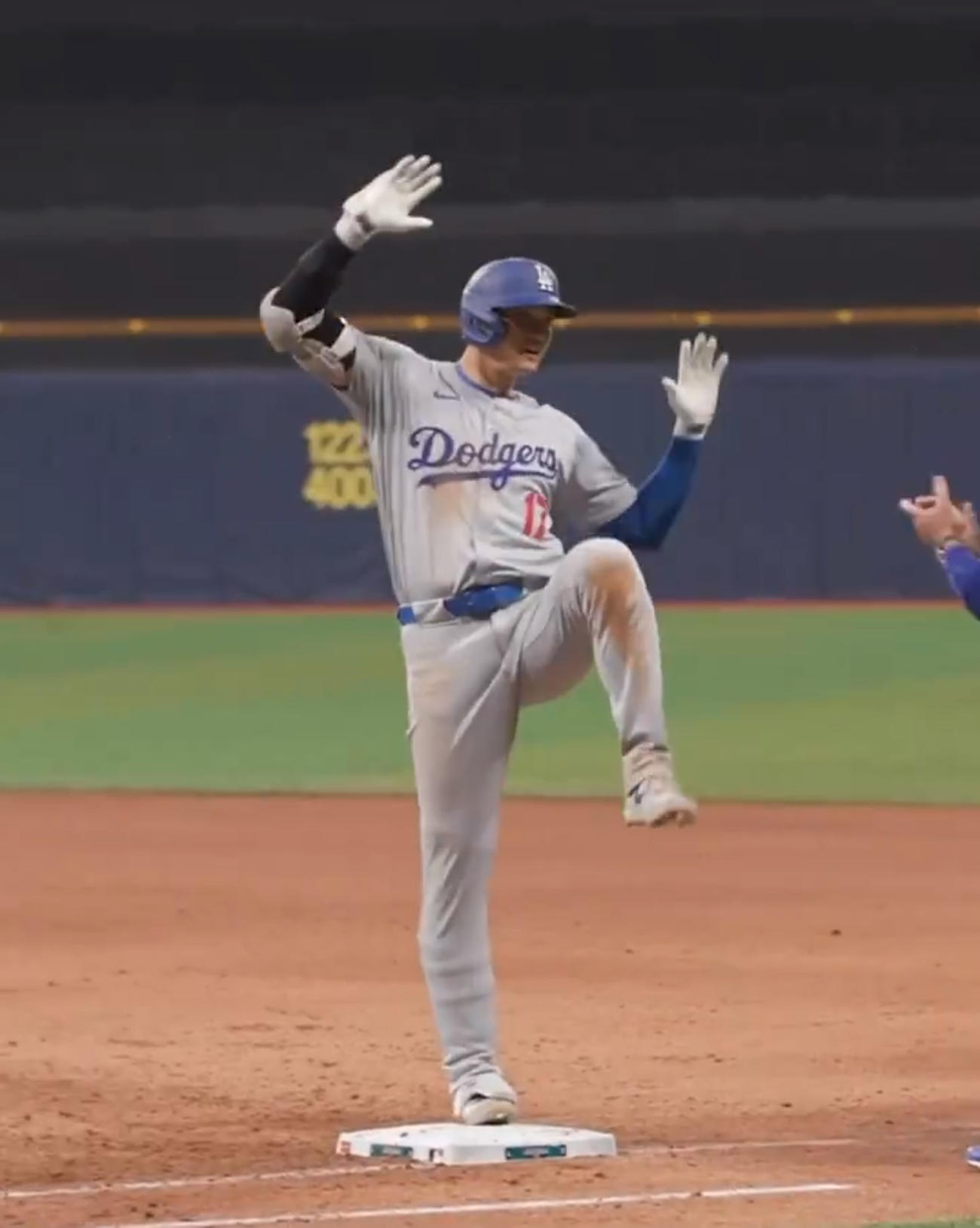 MLBの公式Xから