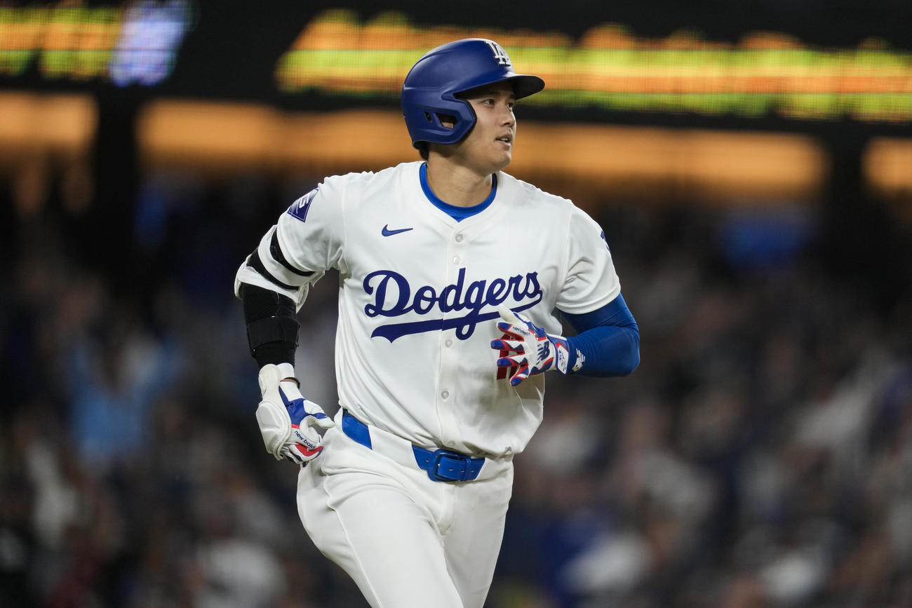 1号ホームランを放ったドジャース大谷翔平（AP）