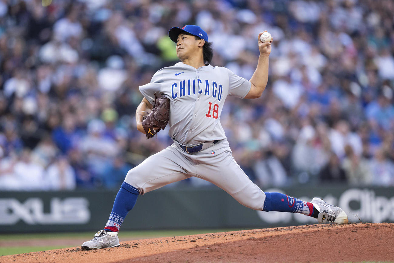 マリナーズ戦で力投するカブス今永昇太（AP）