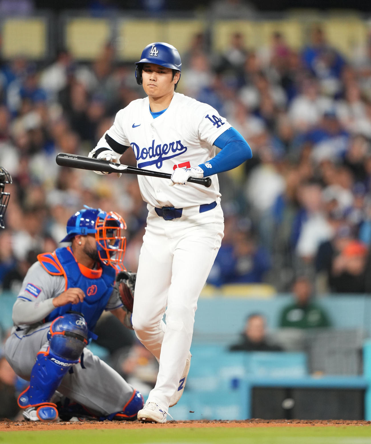 ドジャース対メッツ4回裏ドジャース無死、四球を選ぶ大谷（撮影・菅敏）