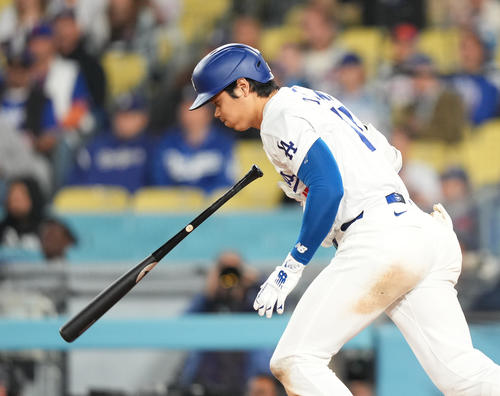 ドジャース対メッツ　9回裏ドジャース無死一塁、二ゴロに倒れる大谷（撮影・菅敏）
