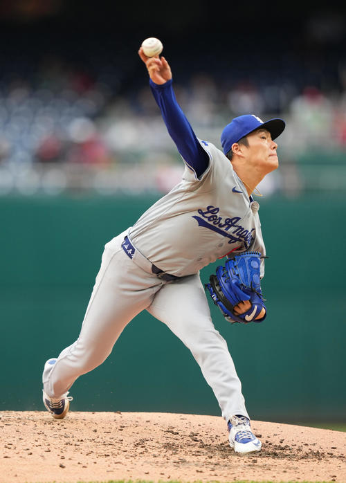 ナショナルズ対ドジャース ドジャース先発の山本(撮影・菅敏)