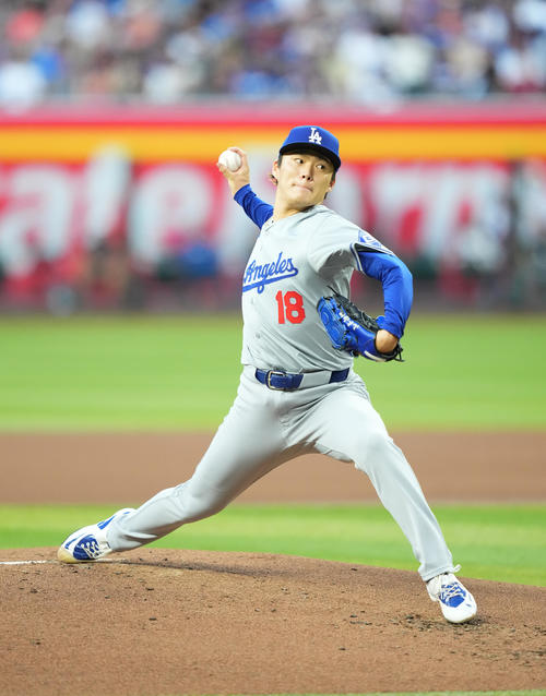 ダイヤモンドバックス対ドジャース　ドジャース先発の山本（撮影・菅敏）