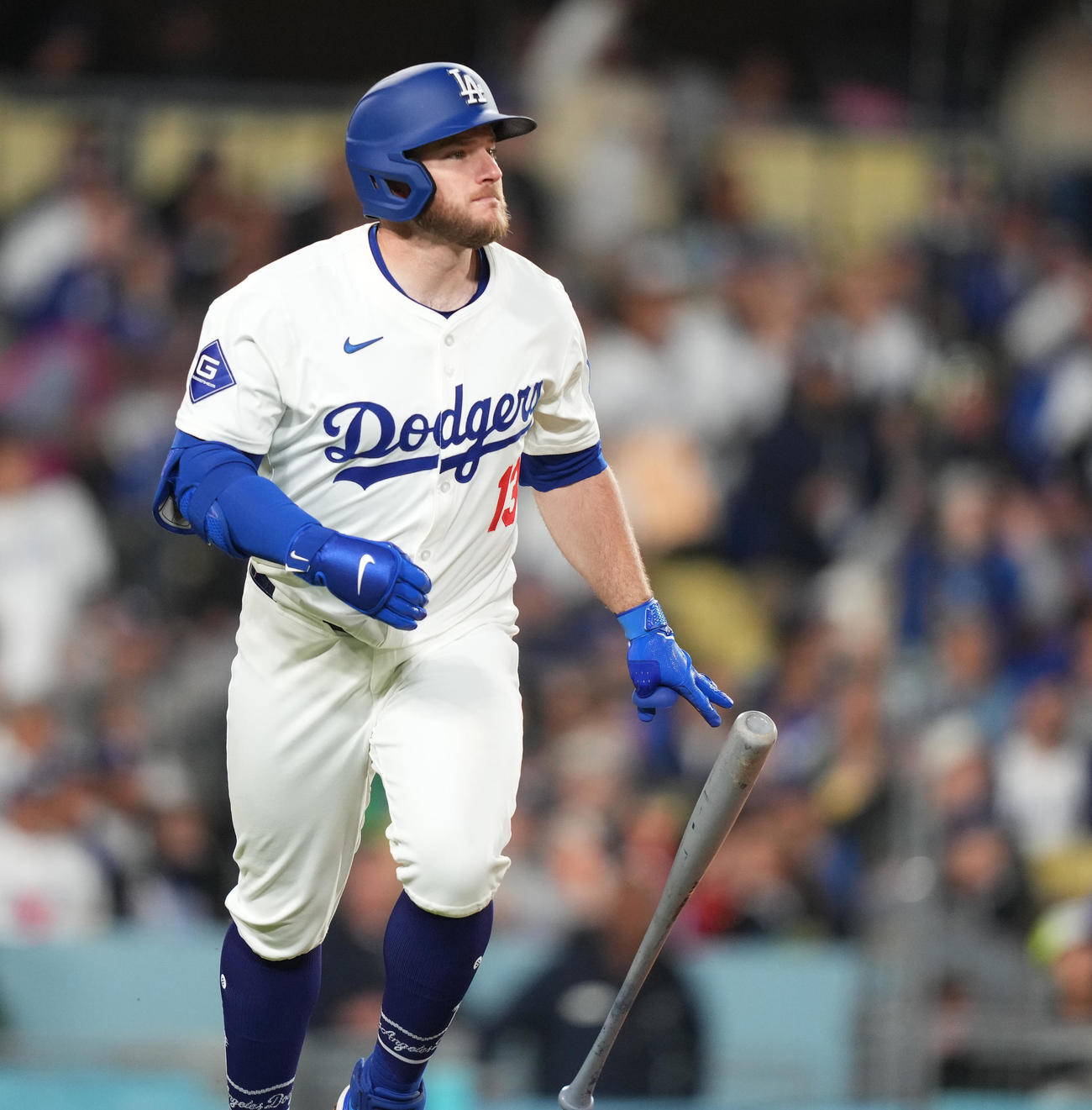 ドジャース対ブレーブス　7回裏ドジャース無死、ソロ本塁打を放つマンシー（撮影・菅敏）