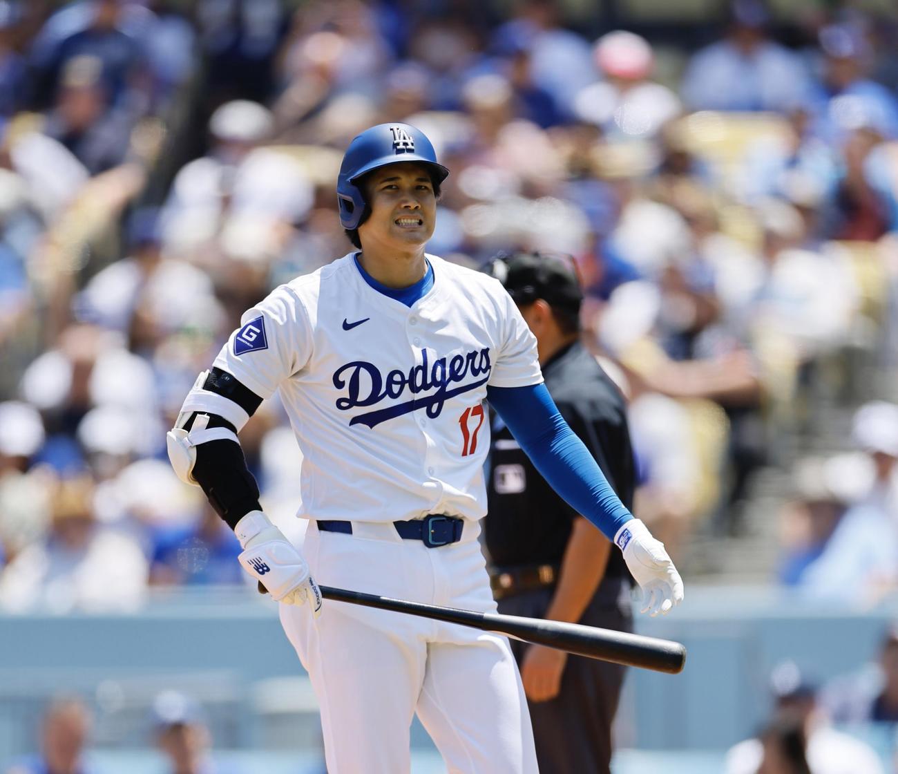 ドジャース対マーリンズ　3回裏ドジャース2死、ドジャース大谷は空振り三振に倒れ悔しそうな表情をみせる（撮影・藤尾明華）