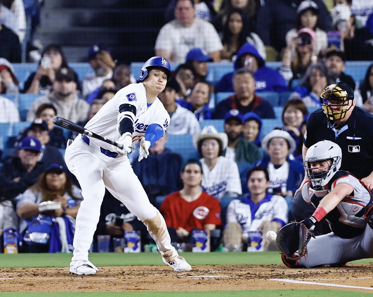 ドジャース対レッズ　6回裏ドジャース1死、空振り三振に倒れる大谷（撮影・藤尾明華）