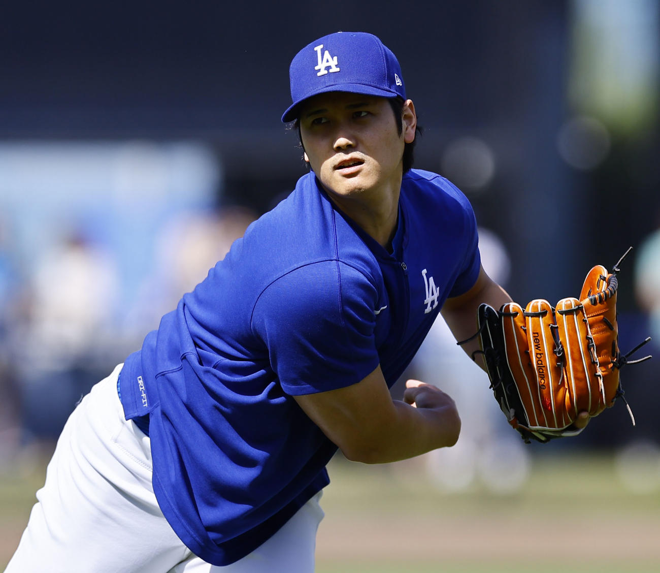 ドジャース対ダイヤモンドバックス　キャッチボールをするドジャース大谷（撮影・藤尾明華）