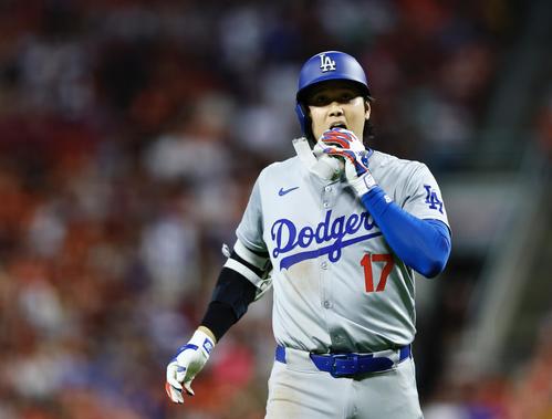 レッズ対ドジャース 6回表ドジャース2死、遊飛に倒れた大谷(撮影・藤尾明華)