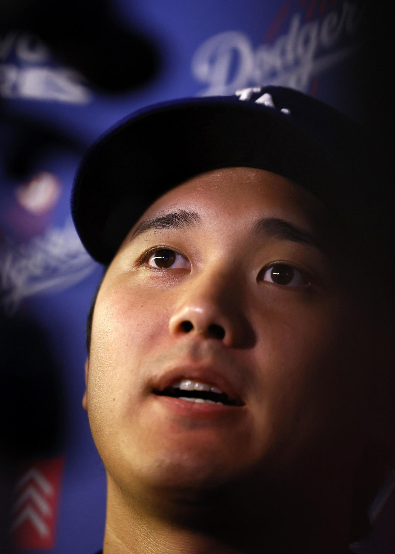 メッツ対ドジャース　取材に応じるドジャース大谷（撮影・藤尾明華）