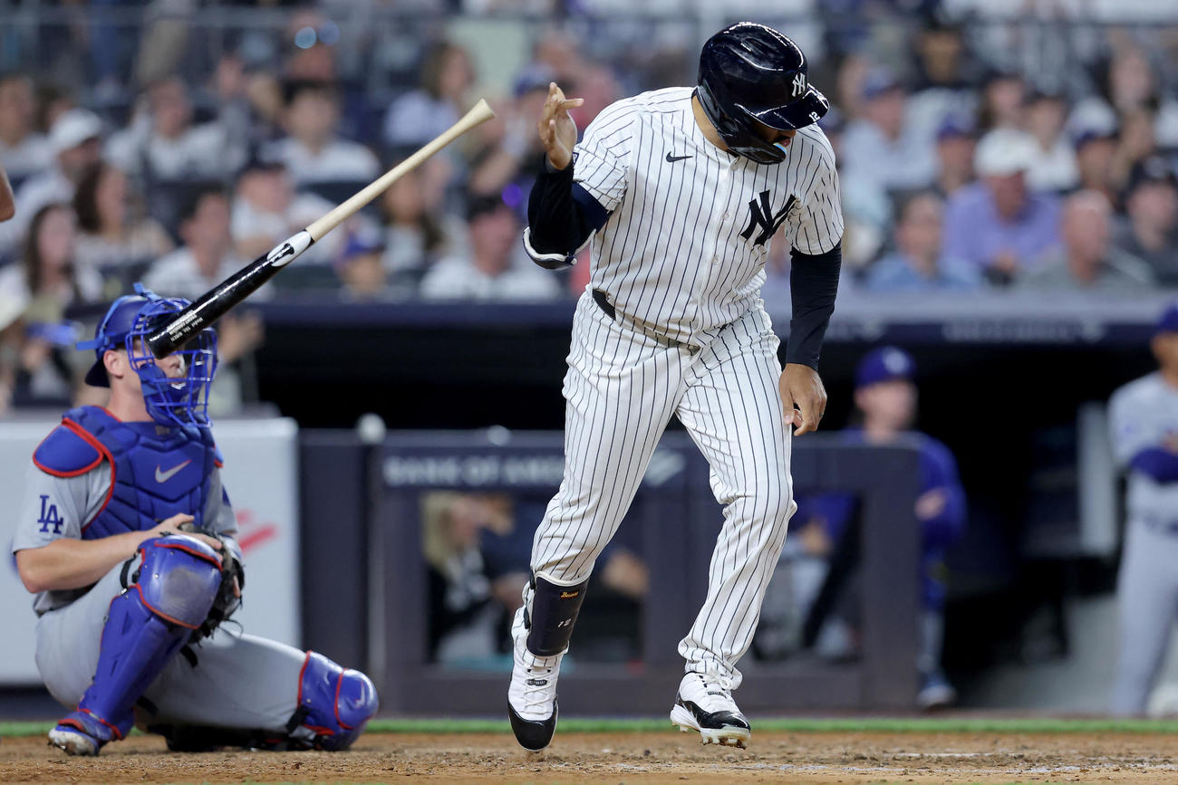 ヤンキース対ドジャース　6回裏ヤンキース1死一、三塁、3ランを放ったグリシャム（USA TODAY Sports＝ロイター）