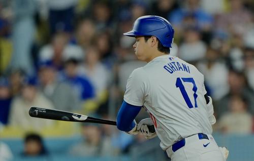 ドジャース対レンジャーズ　6回裏ドジャース1死、二ゴロに倒れる大谷（撮影・横山健太）