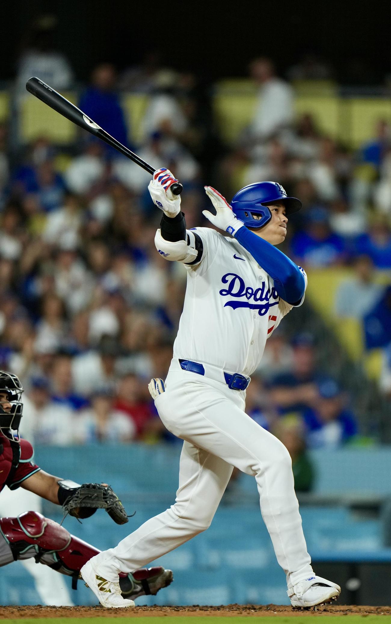 ドジャース対ダイヤモンドバックス　4回裏ドジャース2死一塁、右飛に倒れる大谷（撮影・横山健太）
