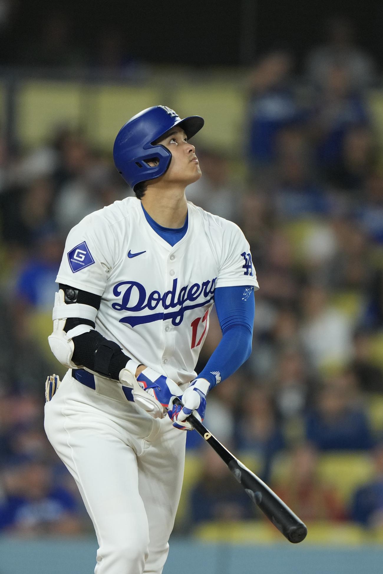 ドジャース対ダイヤモンドバックス　7回裏ドジャース1死、中飛に倒れる大谷（撮影・横山健太）